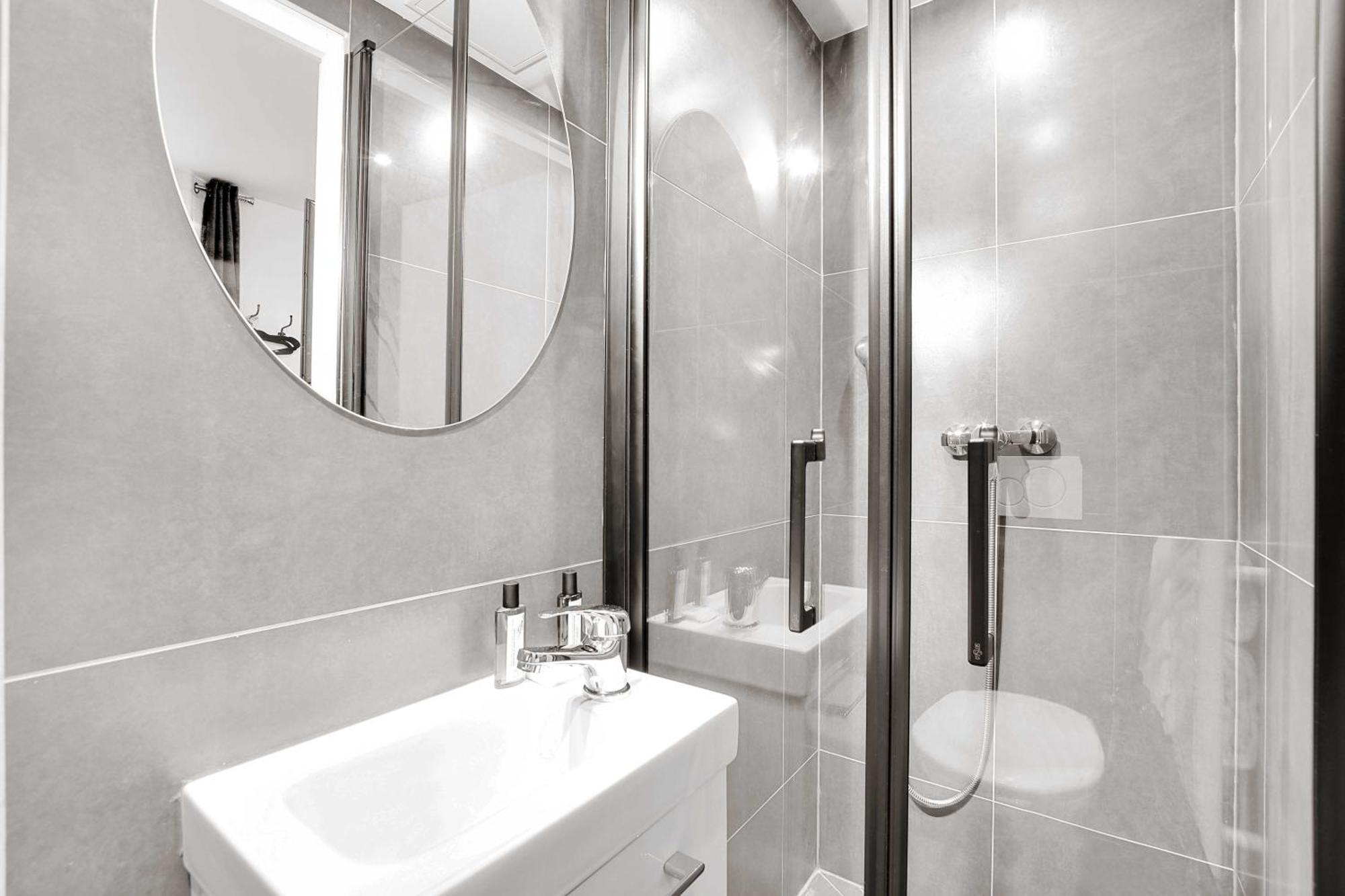 Charming Studio - 2P With Ac Near Montmartre باريس المظهر الخارجي الصورة